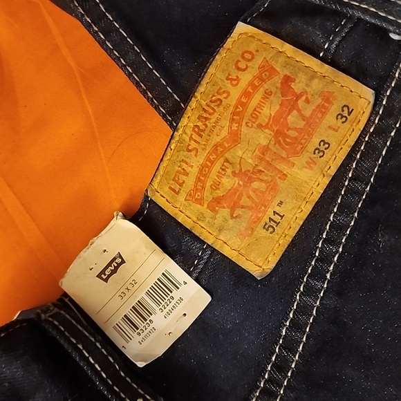 Gave To REUBEN NWT Mens Denim Levi's 511 TM Slim. W 33. L 32 (irregular). - Picture 7 of 11